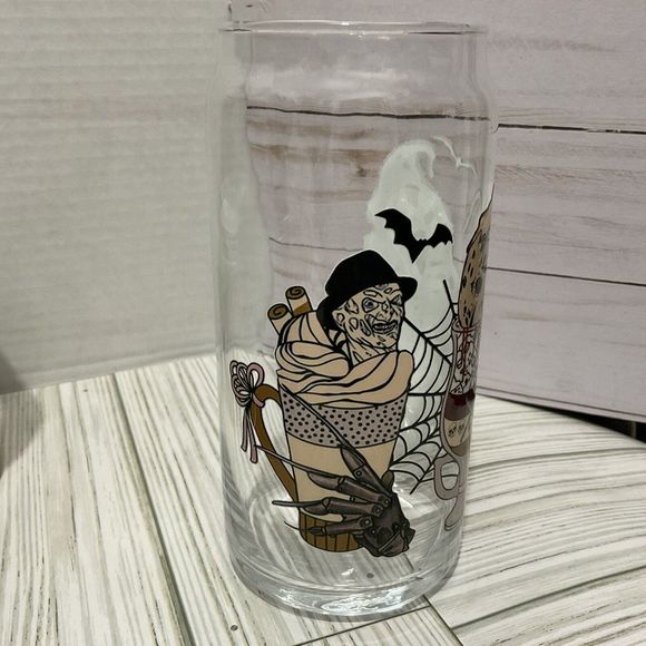 Large Beer glass Decorated 20 oz Can Shaped Beer Glass Horror Movie Guys - Picture 4 of 5